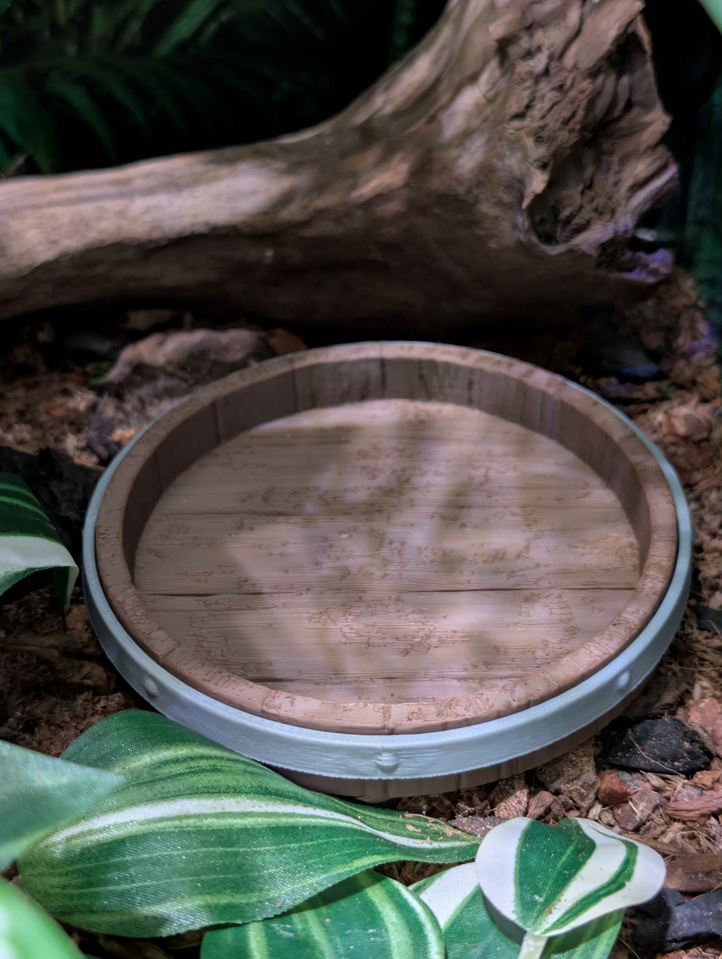 Reptile Food Dish - Wooden Barrel Design