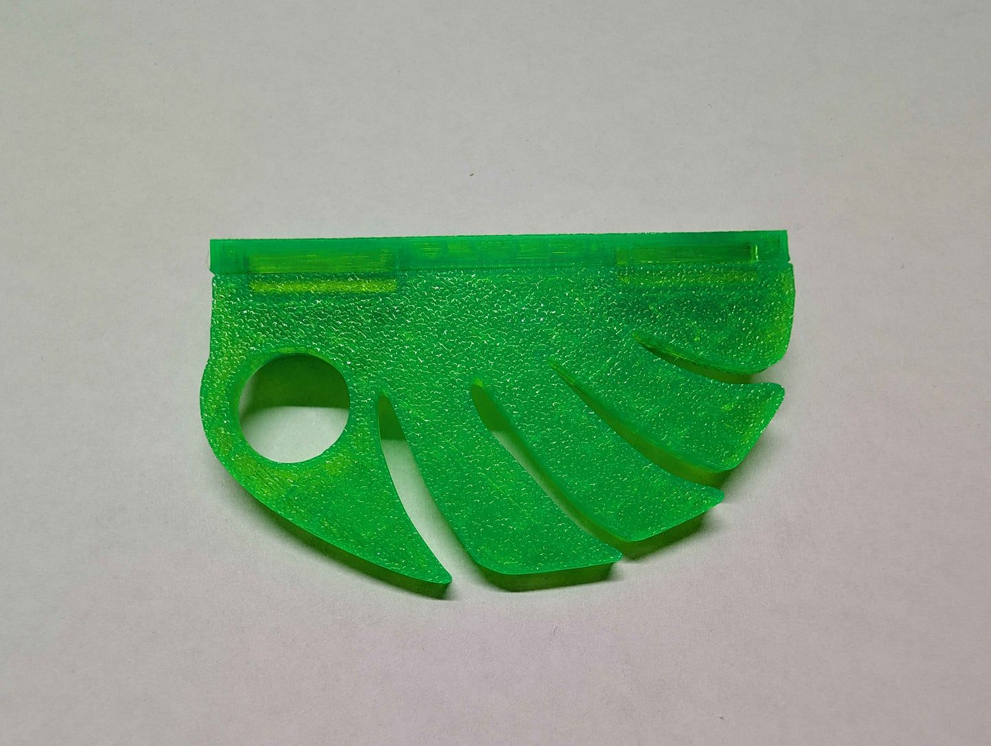 Monstera Leaf Gecko Feeding Ledge | Micro Magnetic Reptile Feeder with Custom Bowls | Arboreal Lizard Food & Water Station