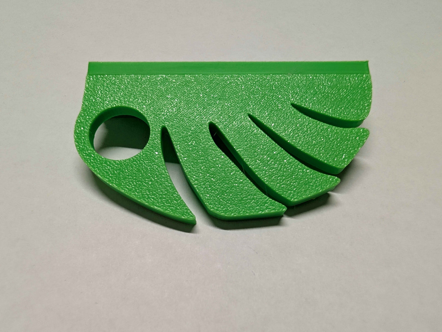 Monstera Leaf Gecko Feeding Ledge | Micro Magnetic Reptile Feeder with Custom Bowls | Arboreal Lizard Food & Water Station