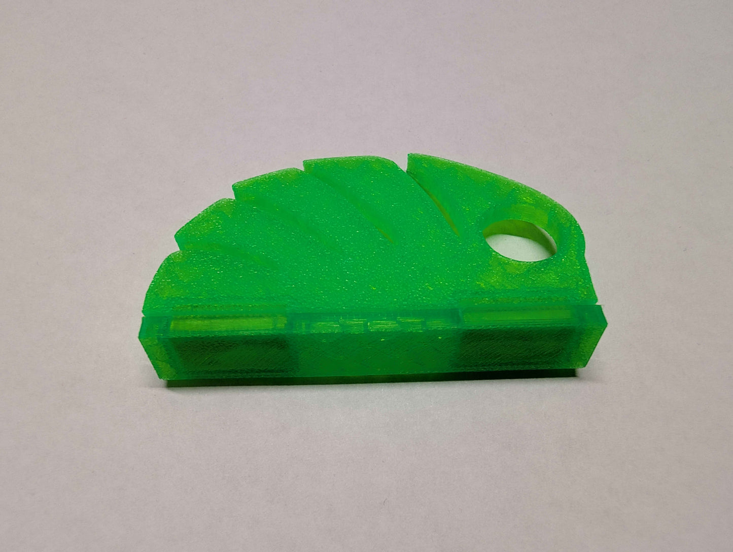 Monstera Leaf Gecko Feeding Ledge | Micro Magnetic Reptile Feeder with Custom Bowls | Arboreal Lizard Food & Water Station