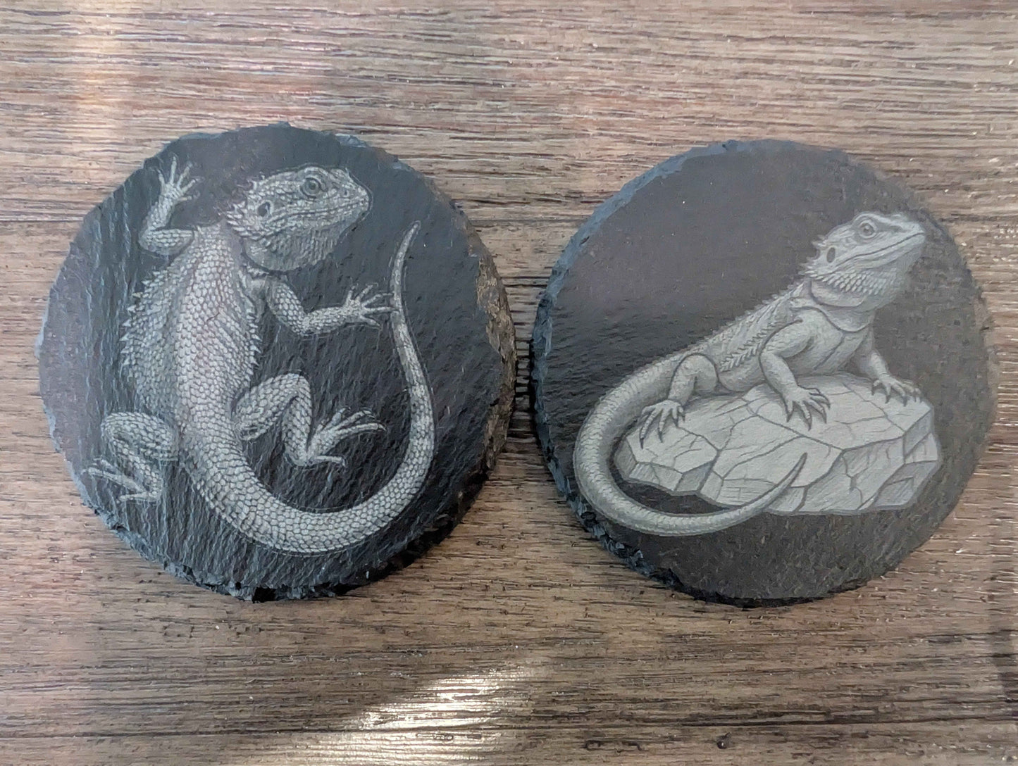 Bearded Dragon Slate Coaster – Laser Engraved Natural Stone Drink Coaster with Non-Slip Feet