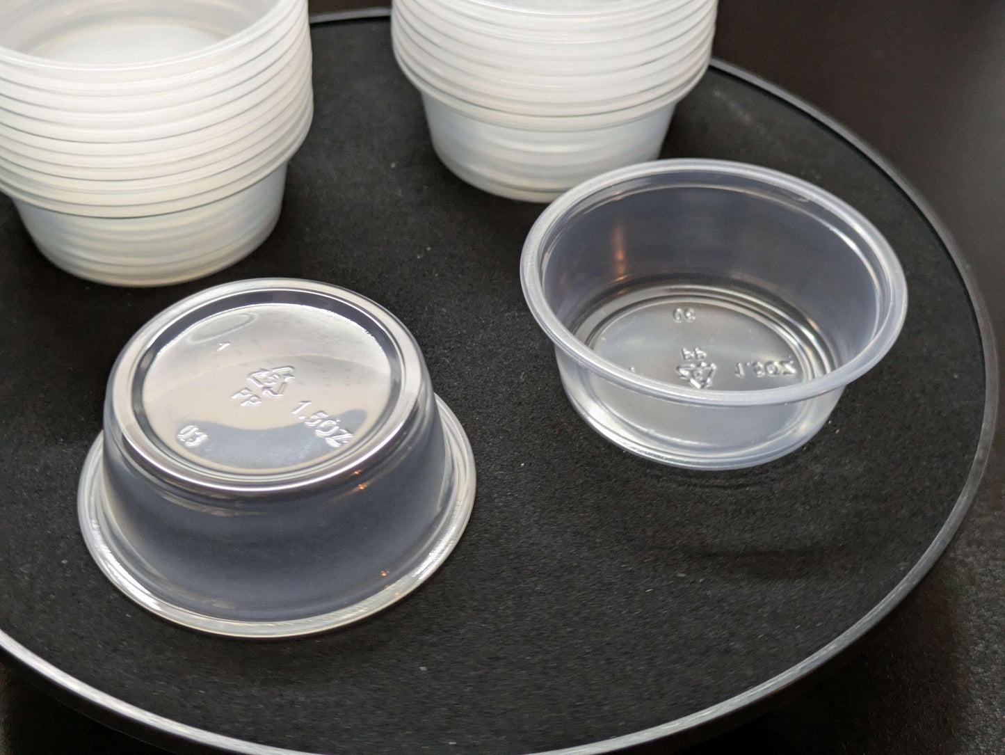 1.5oz Disposable Reptile Feeder Cups - 100 pack